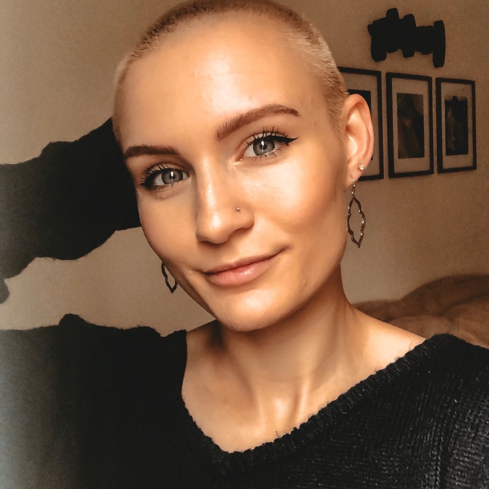 Meet your Posher, Emily